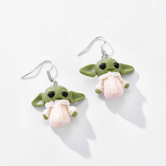 🥰Baby Yoda earrings🥰&Keychain🥰 - Picture 5 of 8